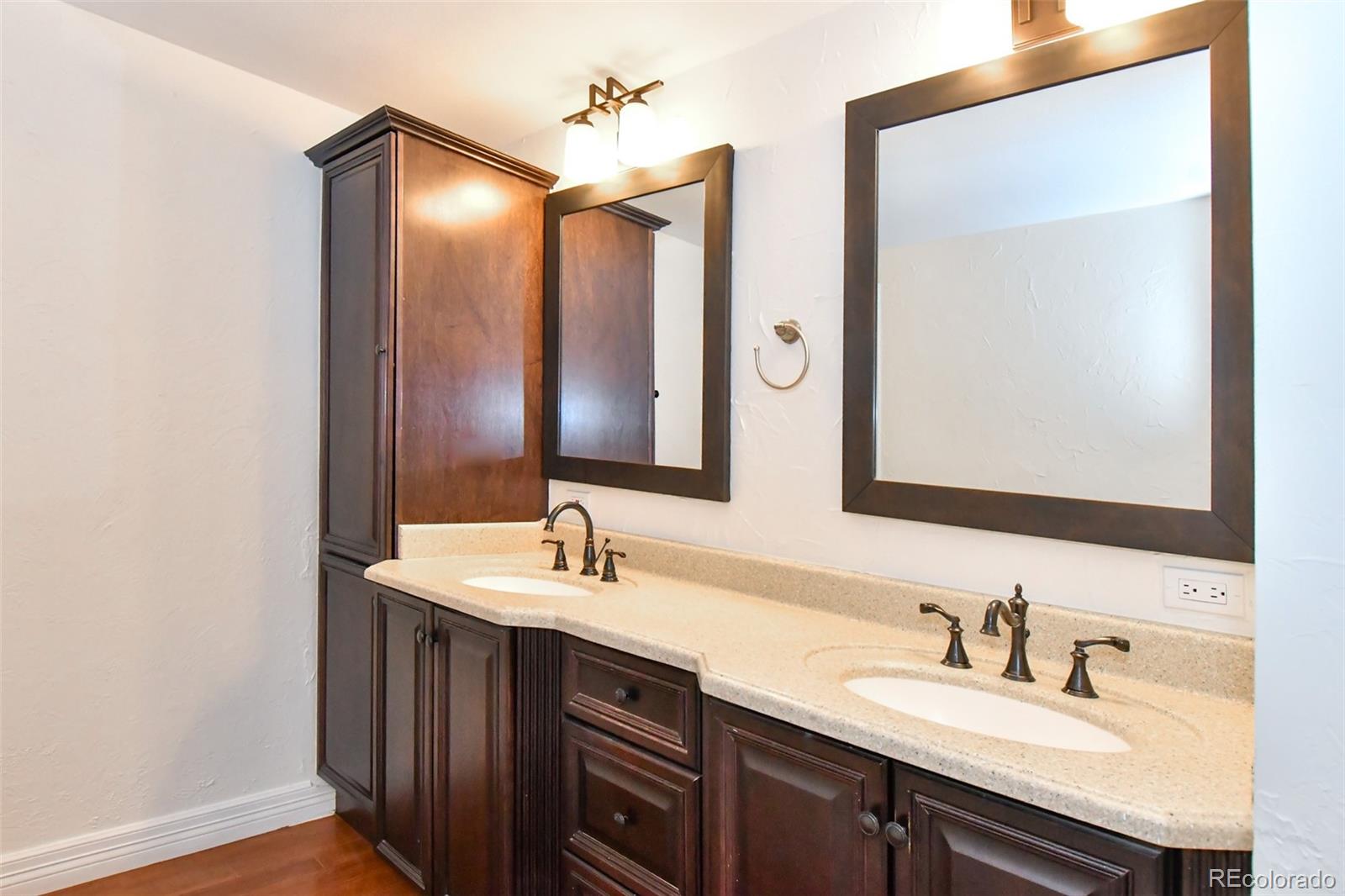 2889 Newark Place Aurora CO 80014