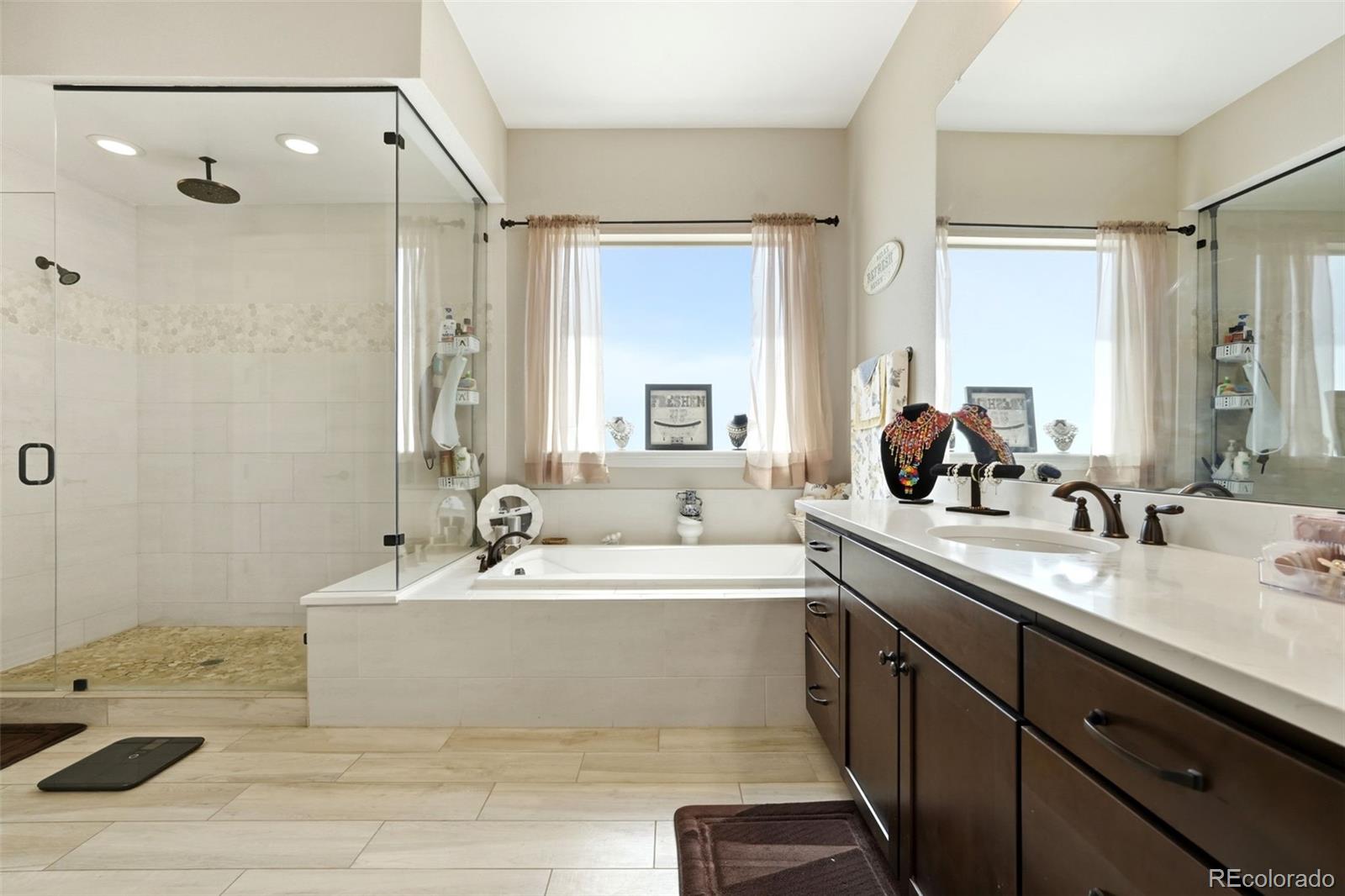 8641 S De Gaulle Court Aurora CO 80016