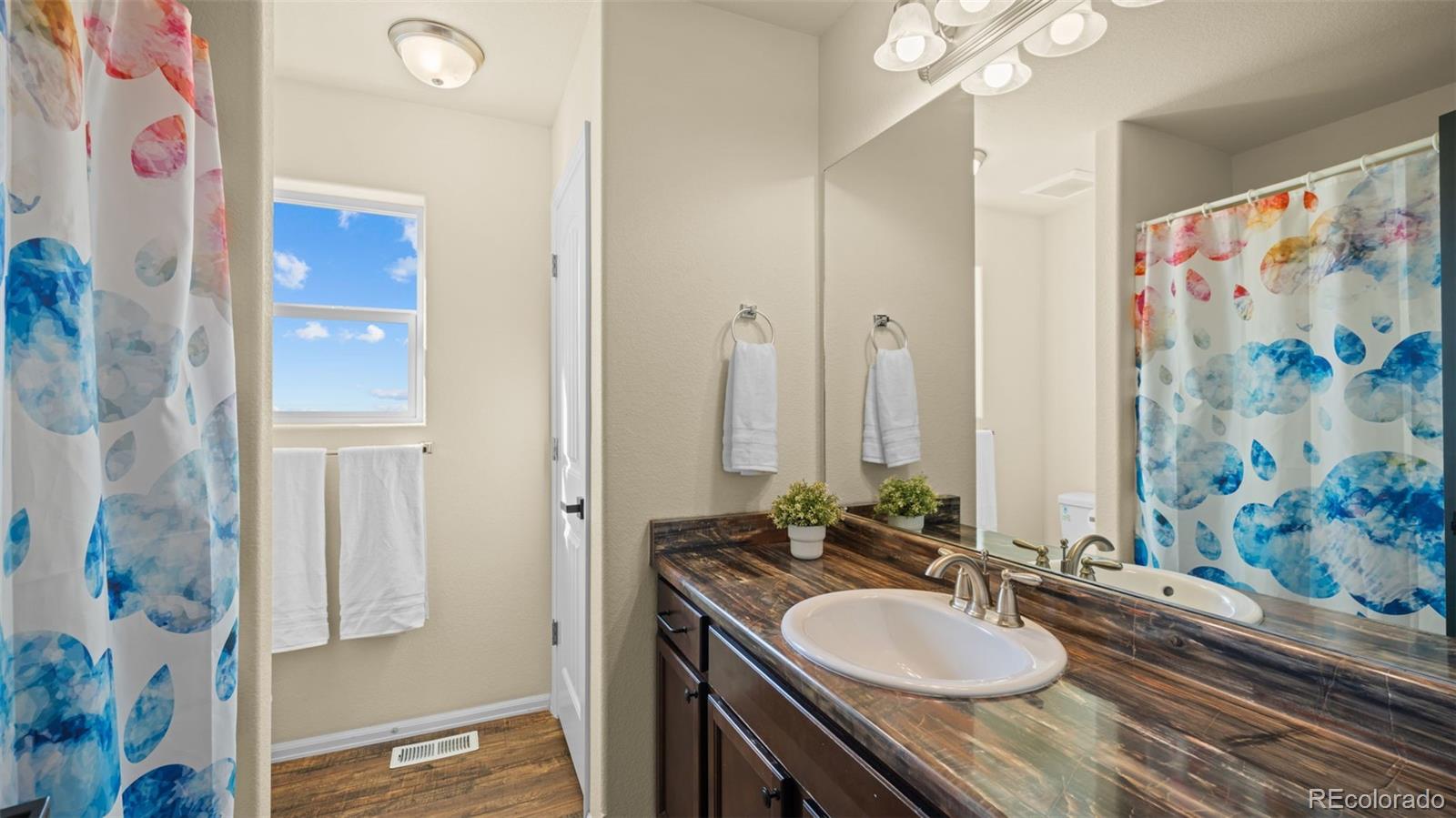 1072 S Avenida Del Oro Pueblo CO 81007