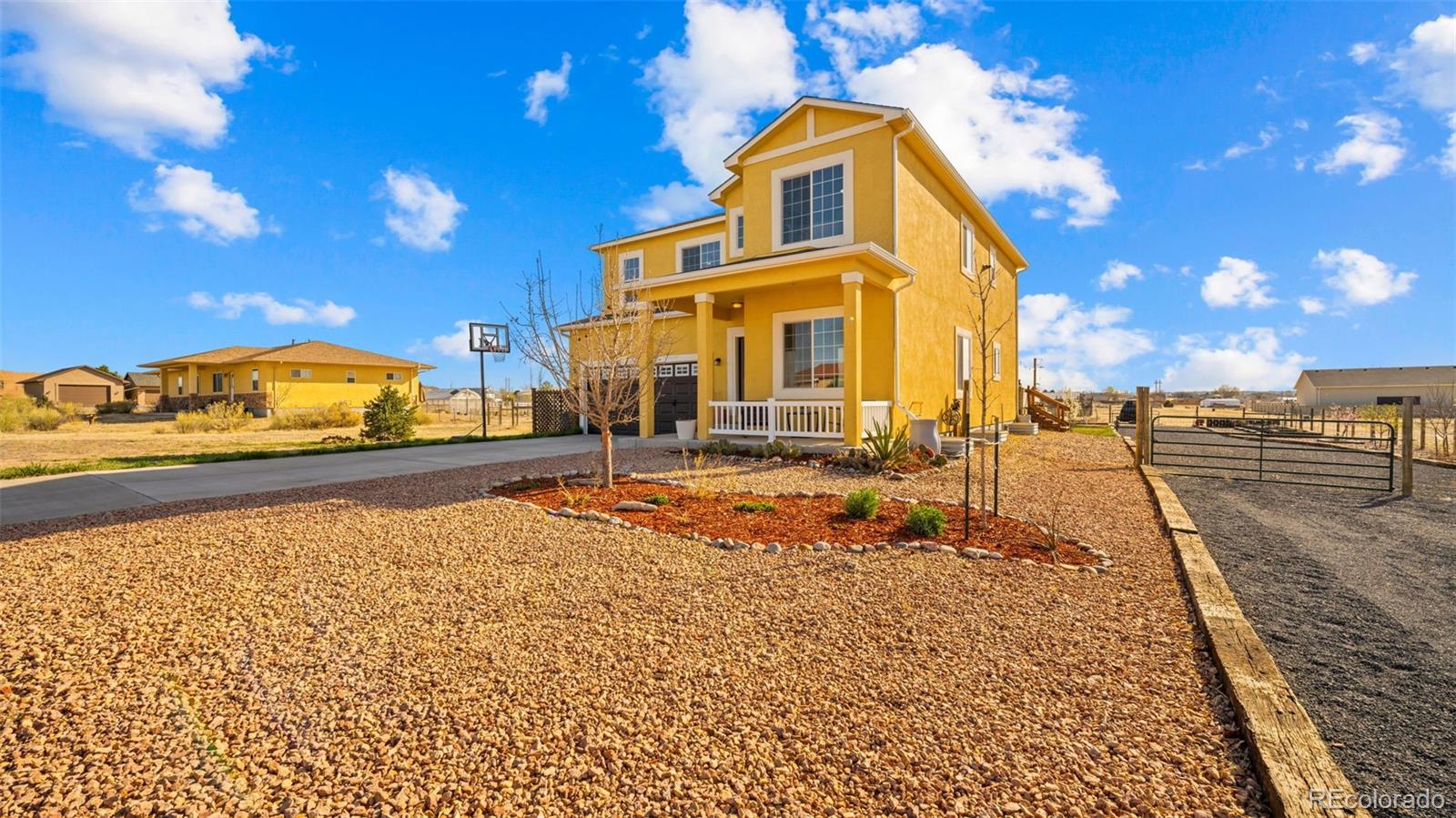 1072 S Avenida Del Oro Pueblo CO 81007