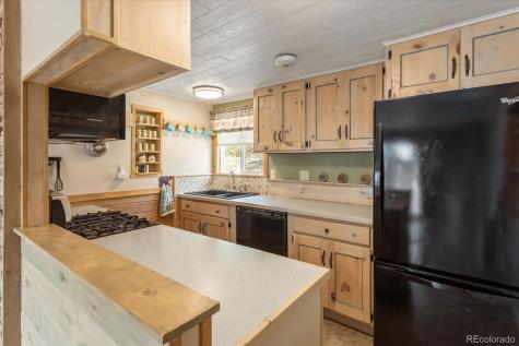 163 Holiday Hills Boulevard Howard CO 81233