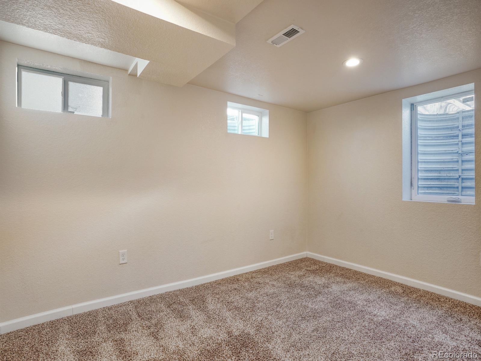 12187 E Exposition Avenue Aurora CO 80012