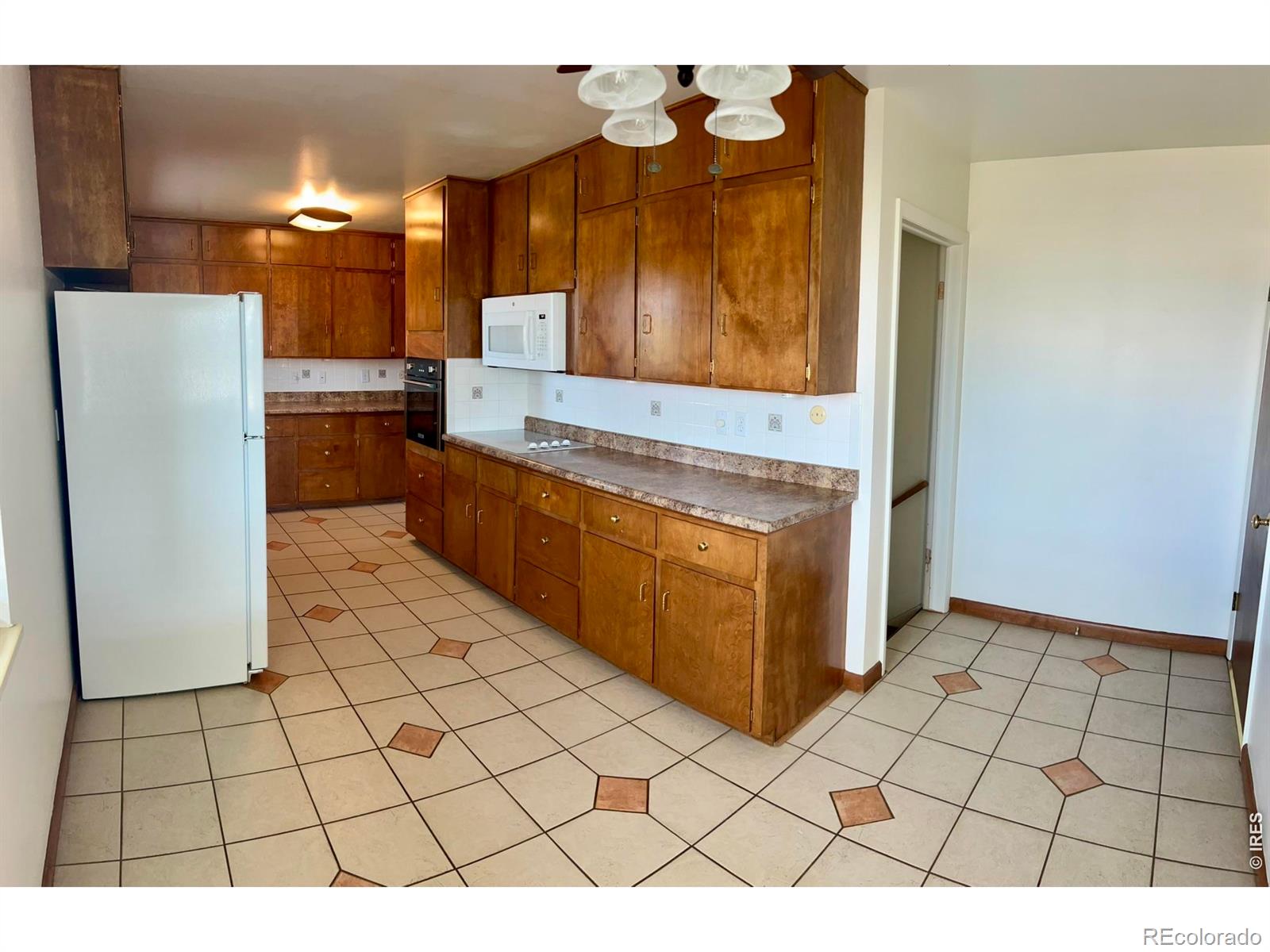 19089 County Road 50.5 La Salle CO 80645