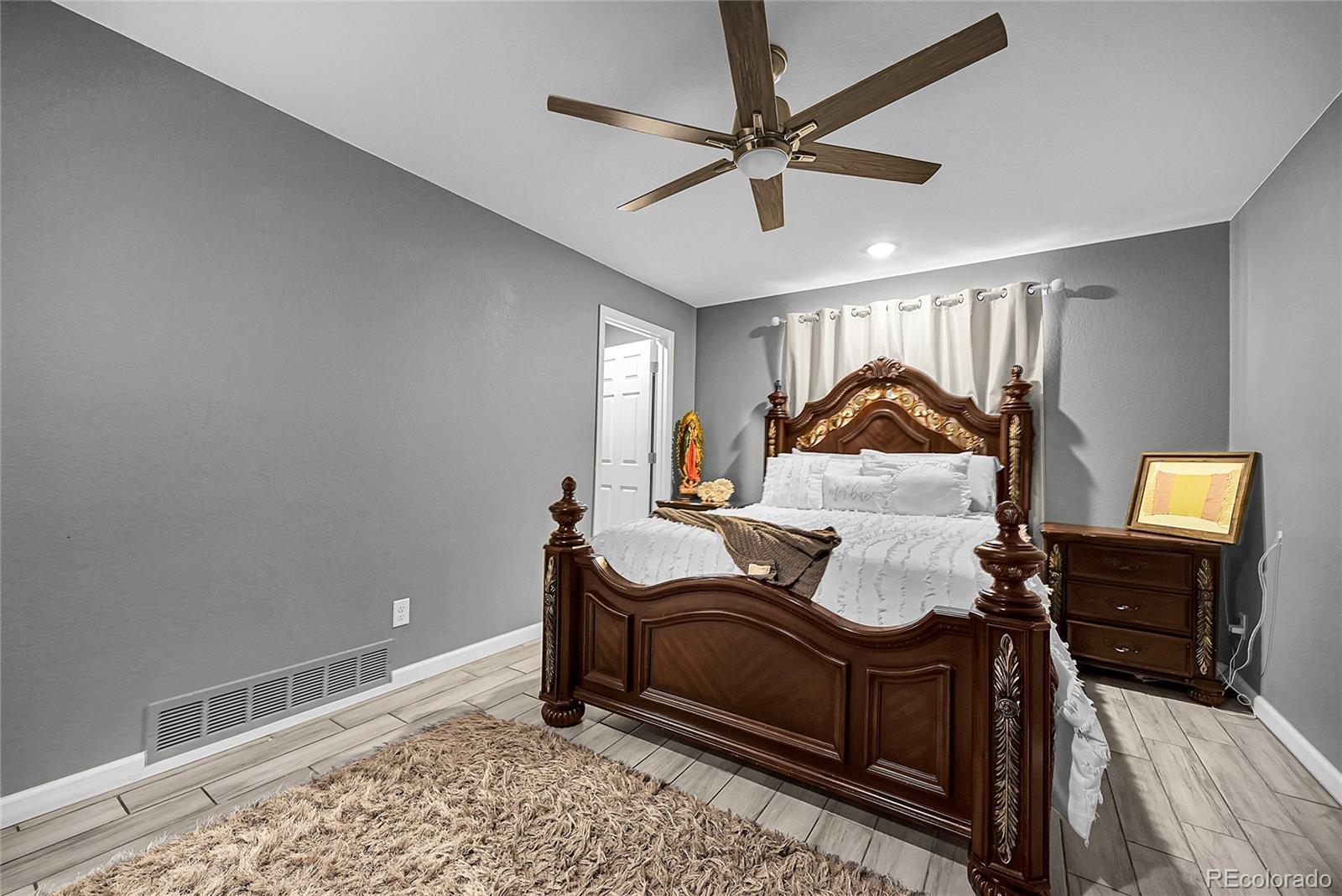 4642 Eureka Court Denver CO 80239