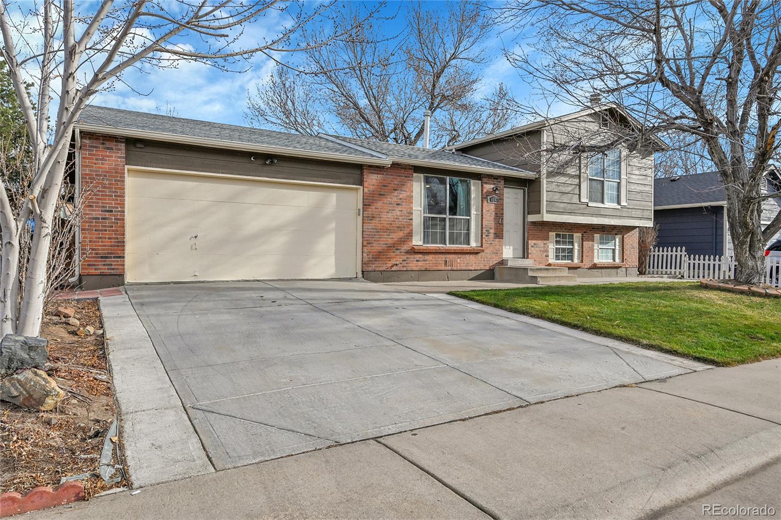 4642 Eureka Court Denver CO 80239