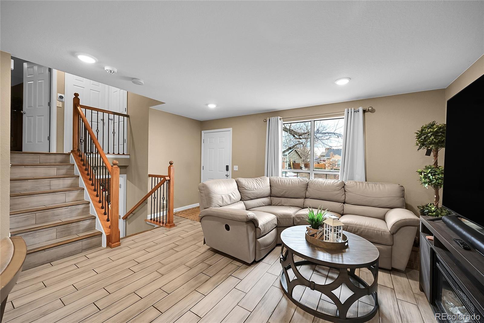 4642 Eureka Court Denver CO 80239