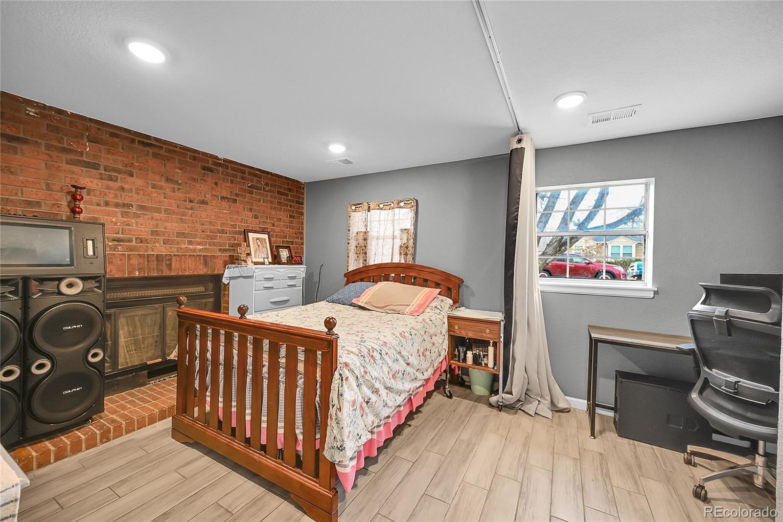 4642 Eureka Court Denver CO 80239