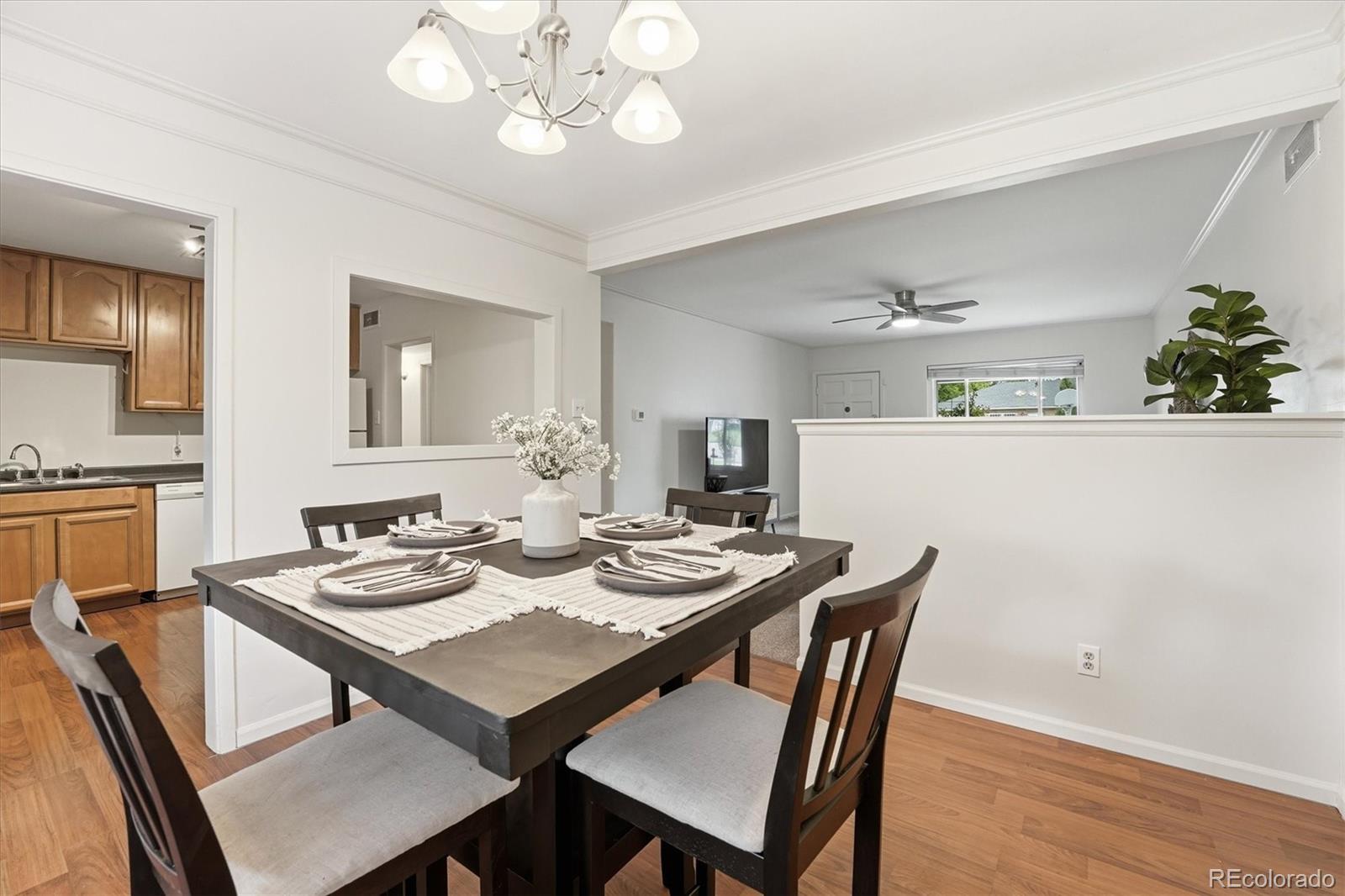 880 Tucson Street Aurora CO 80011