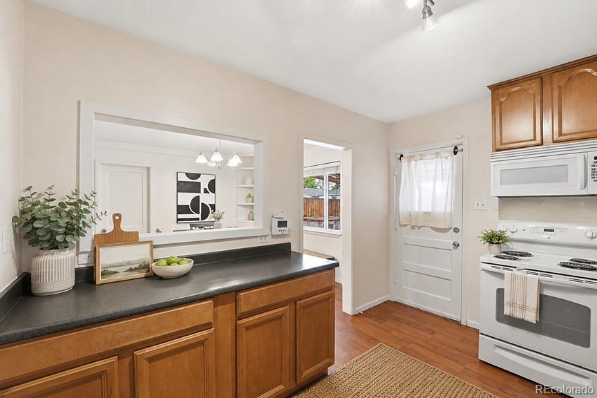 880 Tucson Street Aurora CO 80011