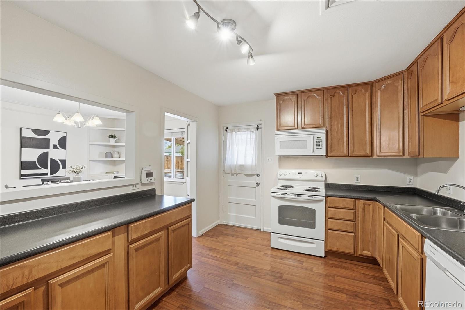 880 Tucson Street Aurora CO 80011
