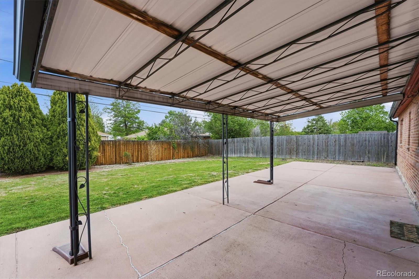 880 Tucson Street Aurora CO 80011