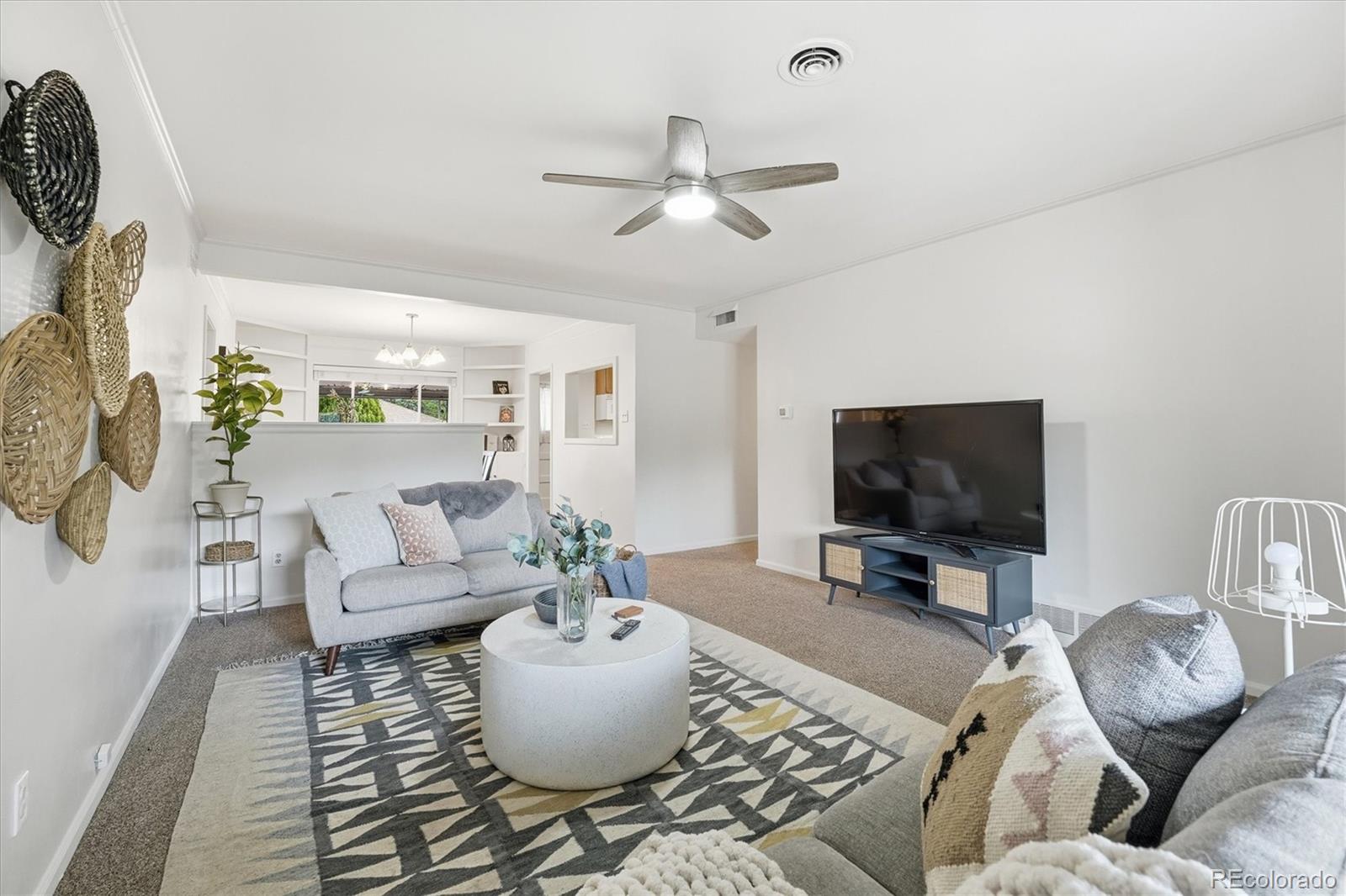 880 Tucson Street Aurora CO 80011