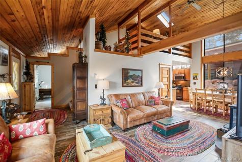 34 Nebraska Circle Florissant CO 80816