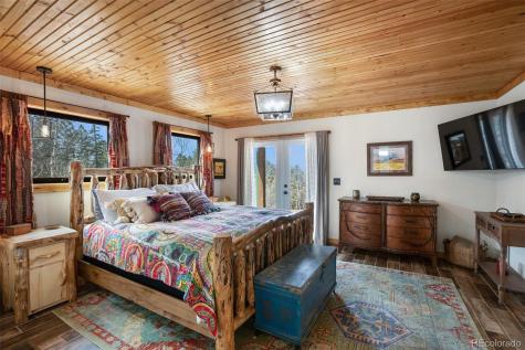 34 Nebraska Circle Florissant CO 80816