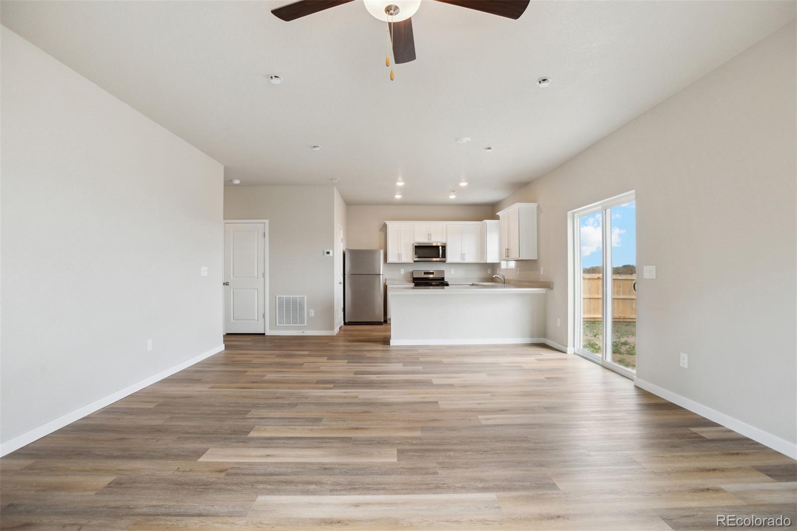 48290 Shetland Drive Bennett CO 80102