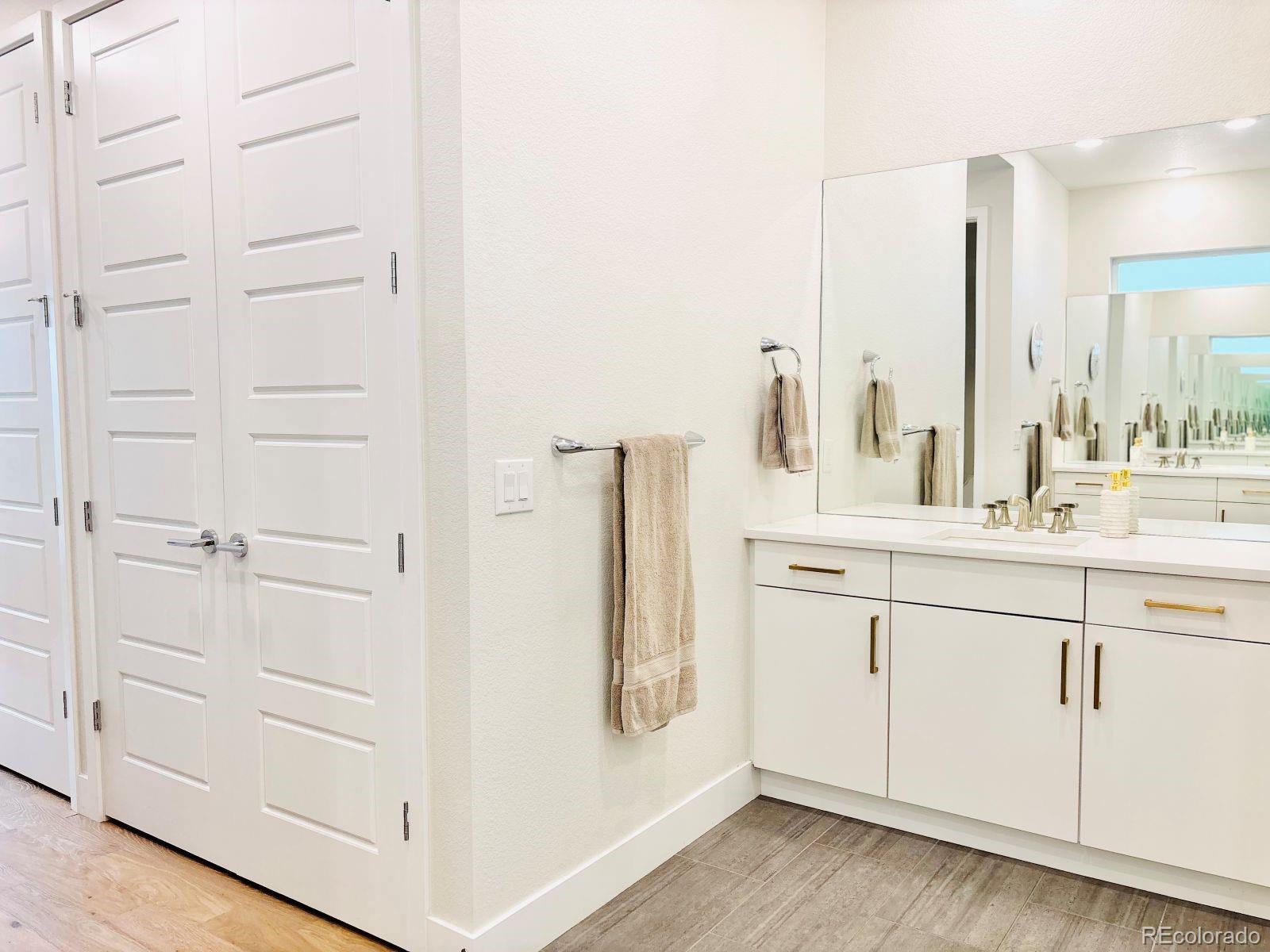 6058 Beeler Court Denver CO 80238