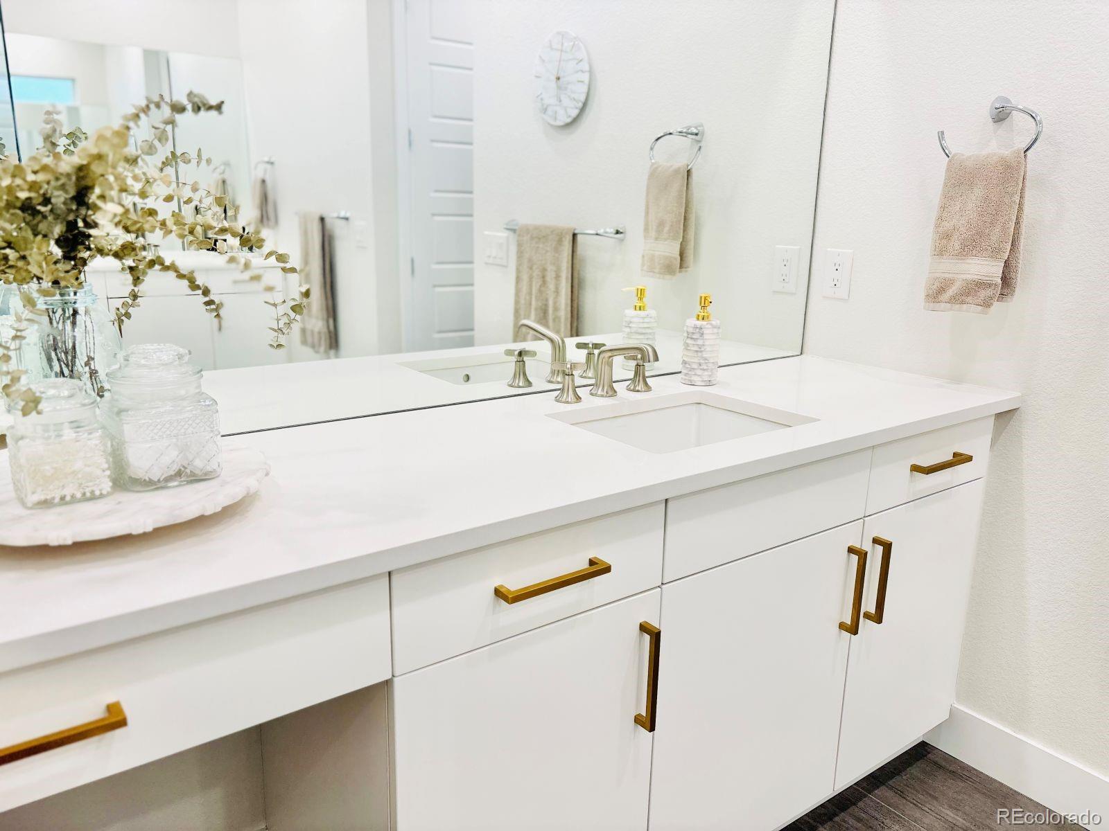 6058 Beeler Court Denver CO 80238