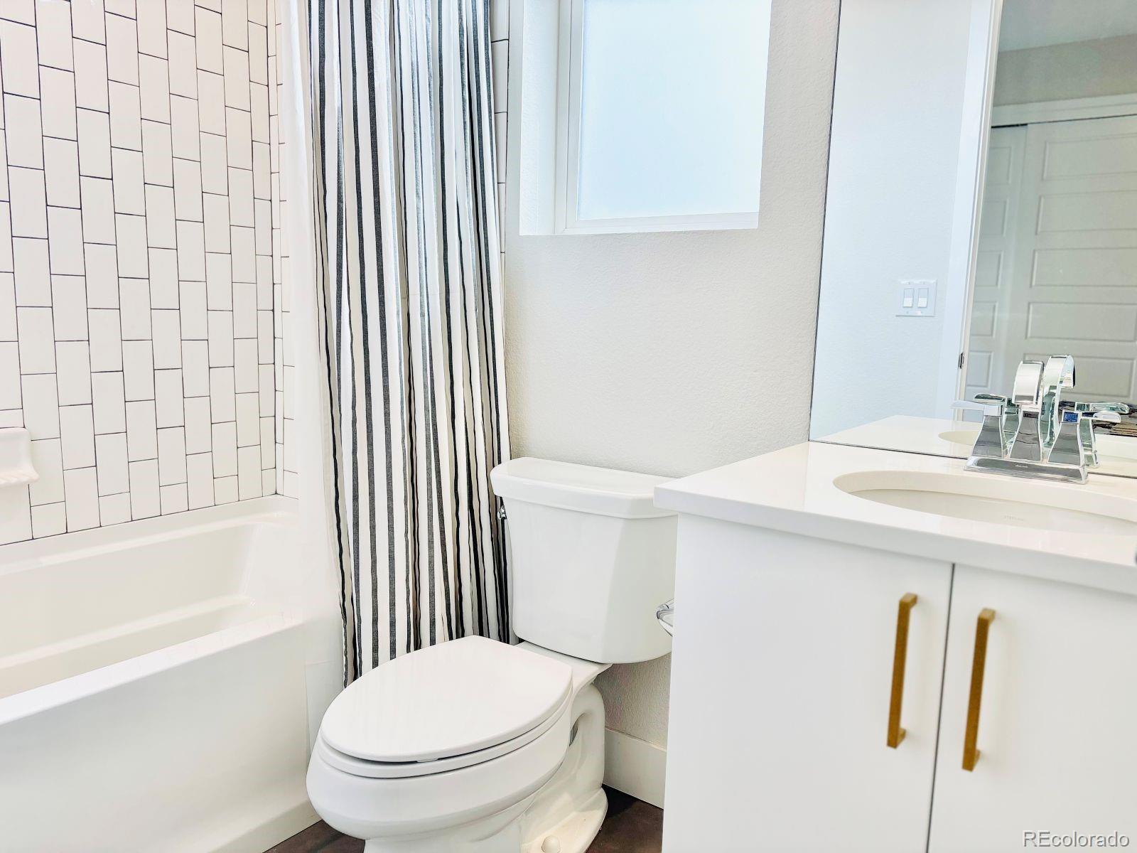 6058 Beeler Court Denver CO 80238