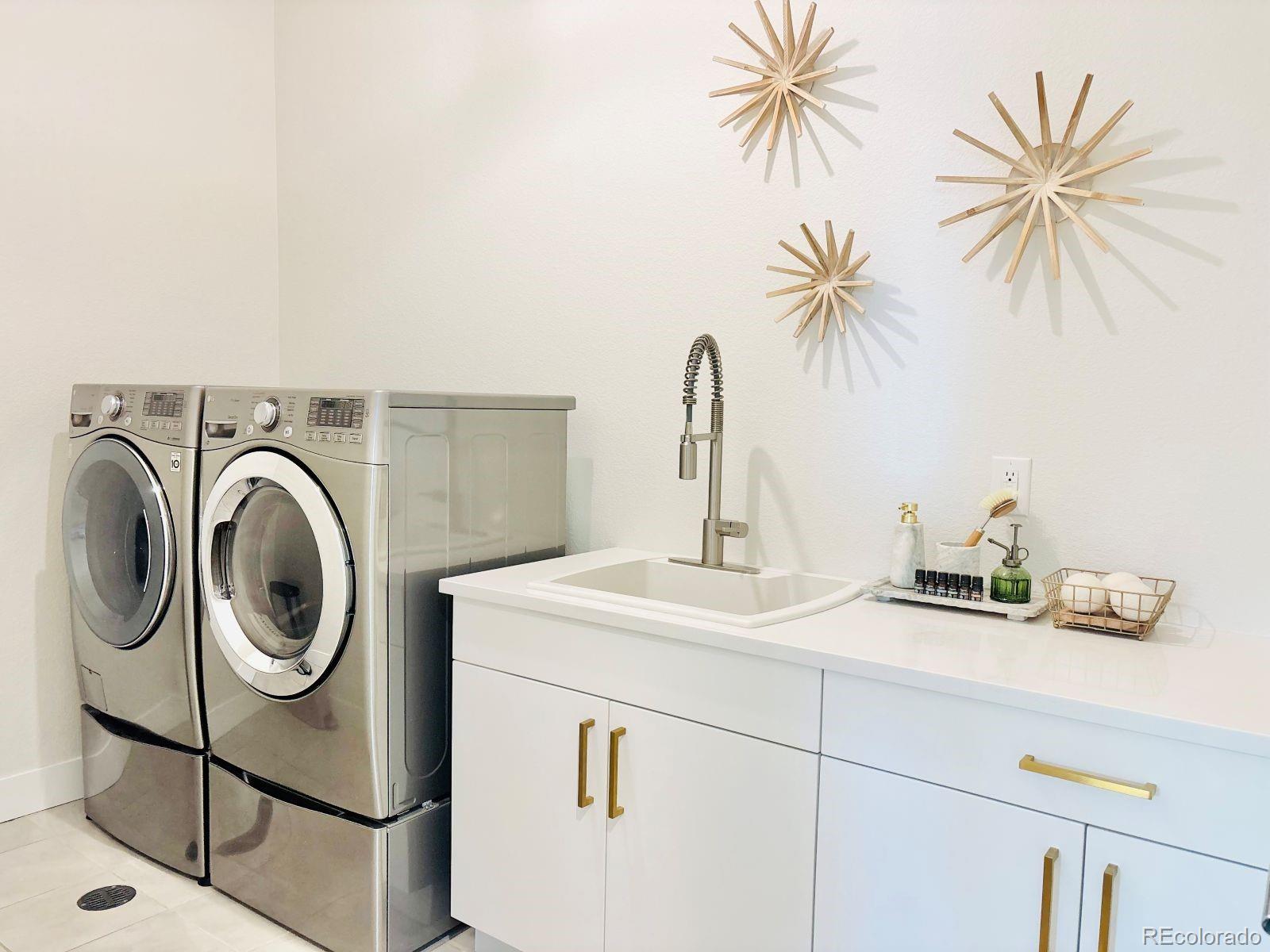 6058 Beeler Court Denver CO 80238