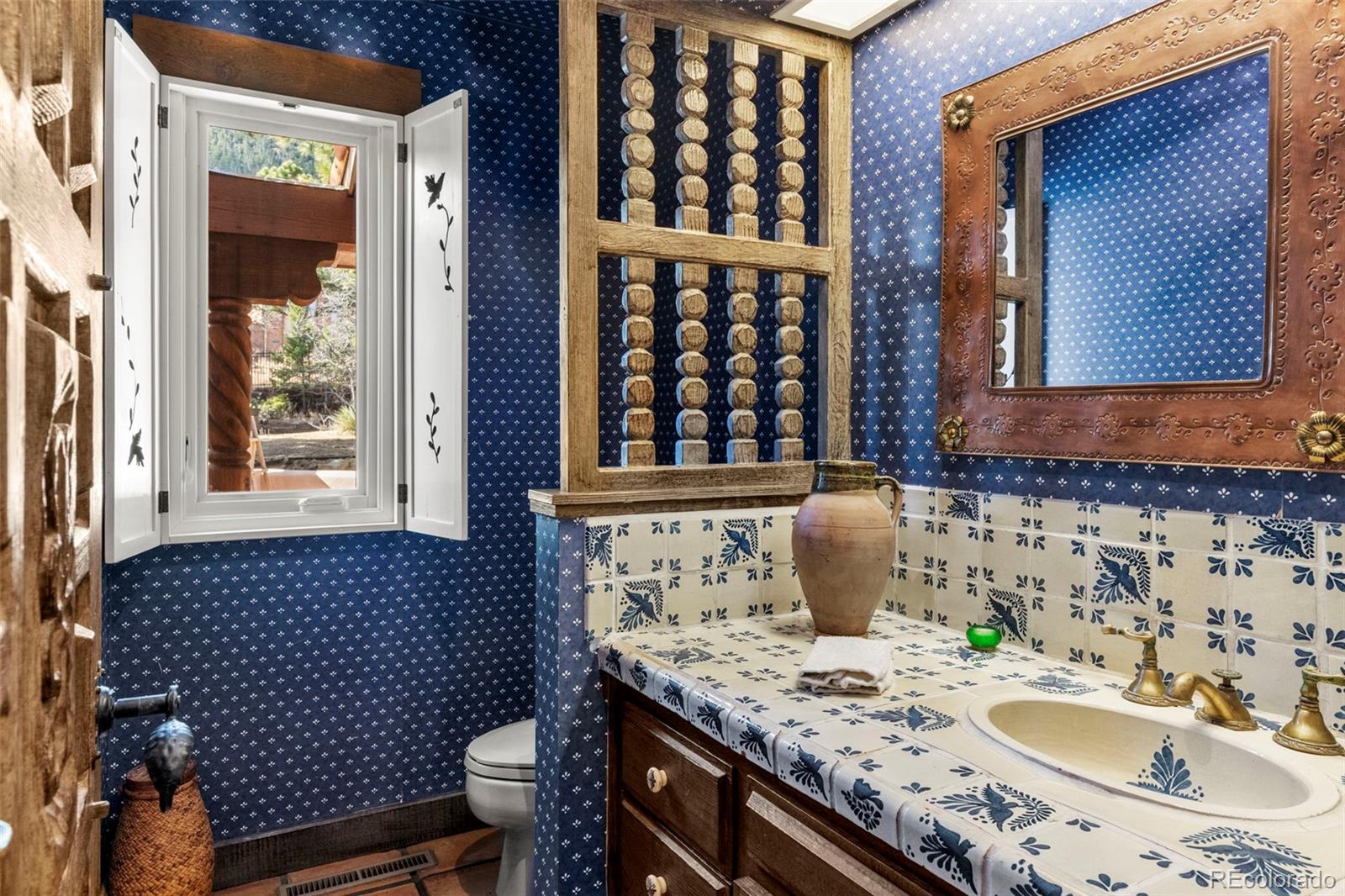 53 Upland Road Colorado Springs CO 80906