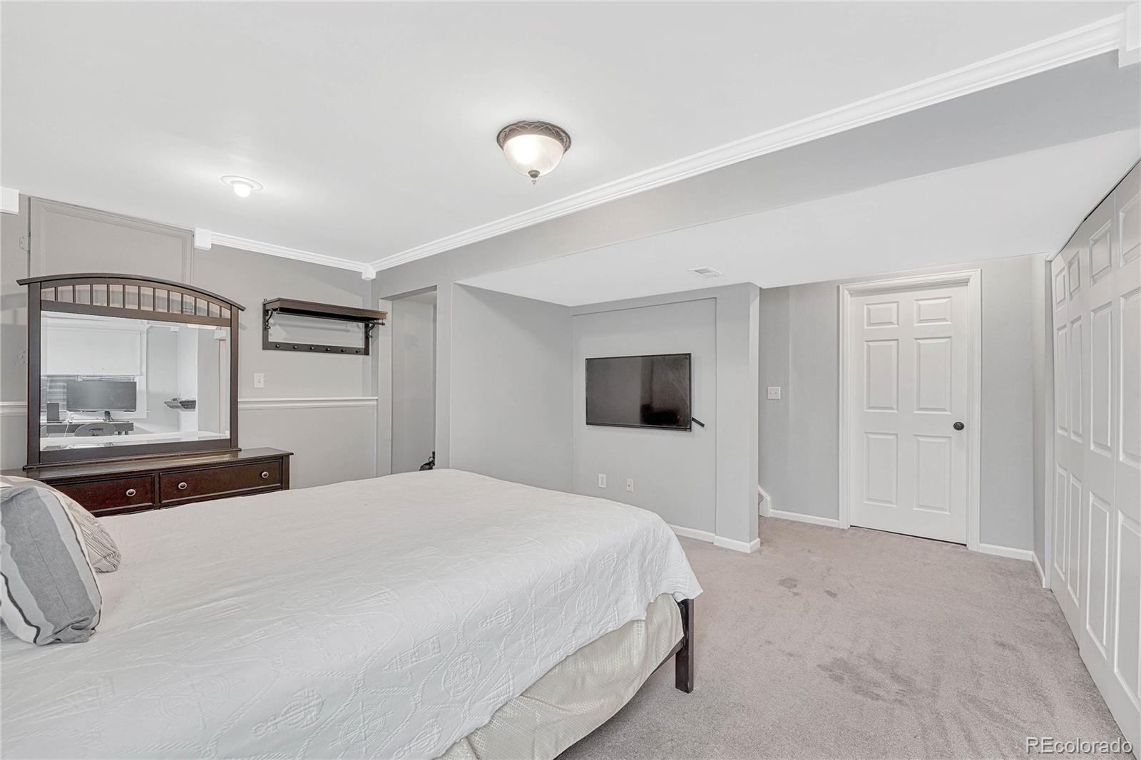 4886 Kingston Avenue Highlands Ranch CO 80130