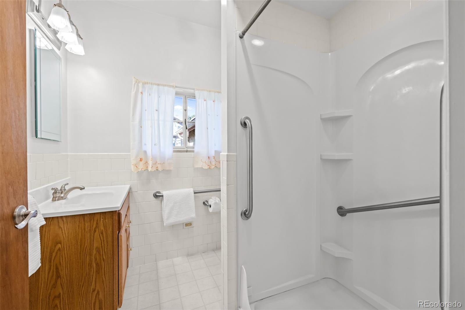 8075 W 32nd Avenue Wheat Ridge CO 80033