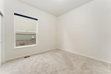 4894 Bierstadt Loop Broomfield CO 80023