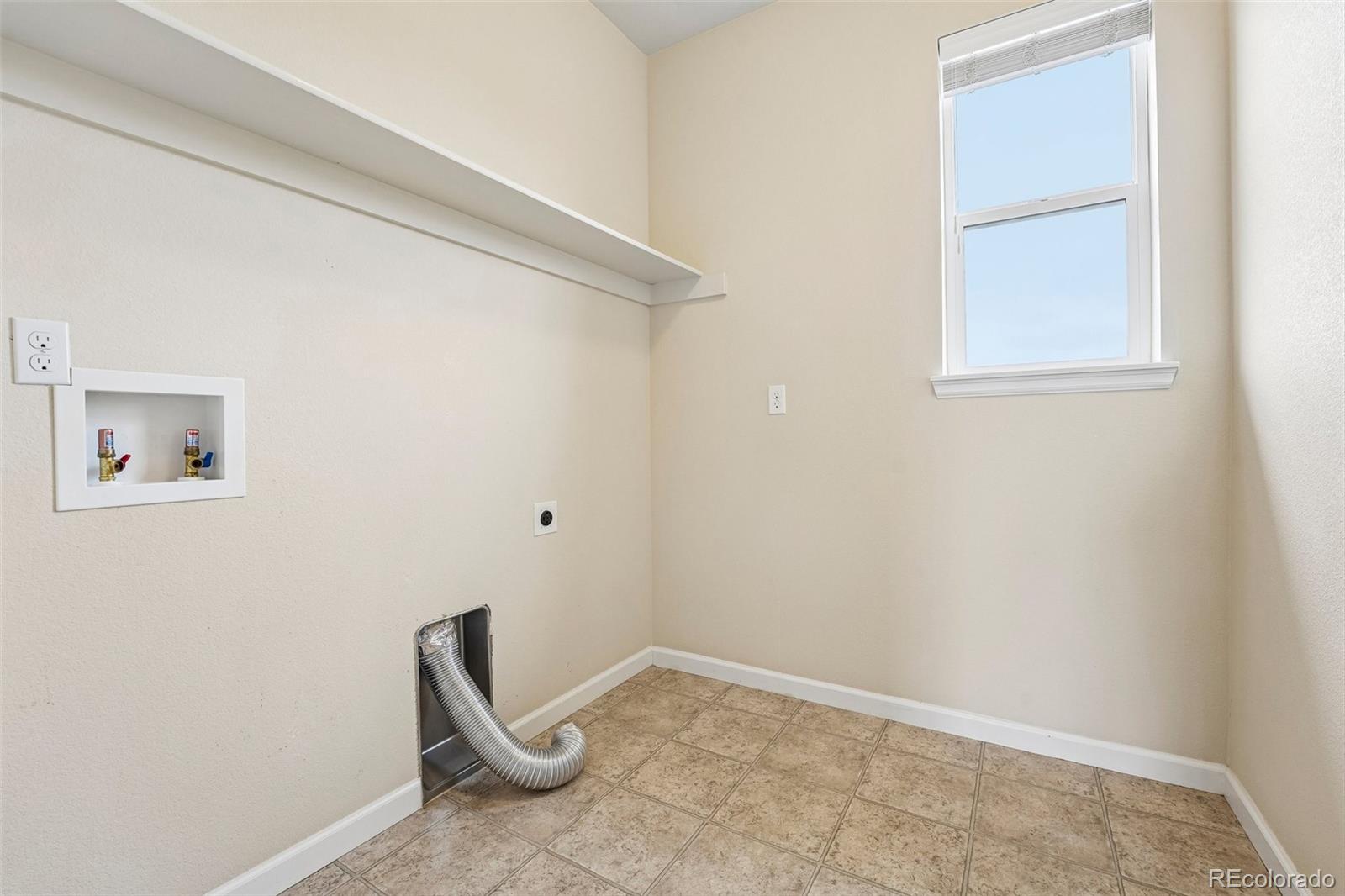 9516 Juniper Way Arvada CO 80007