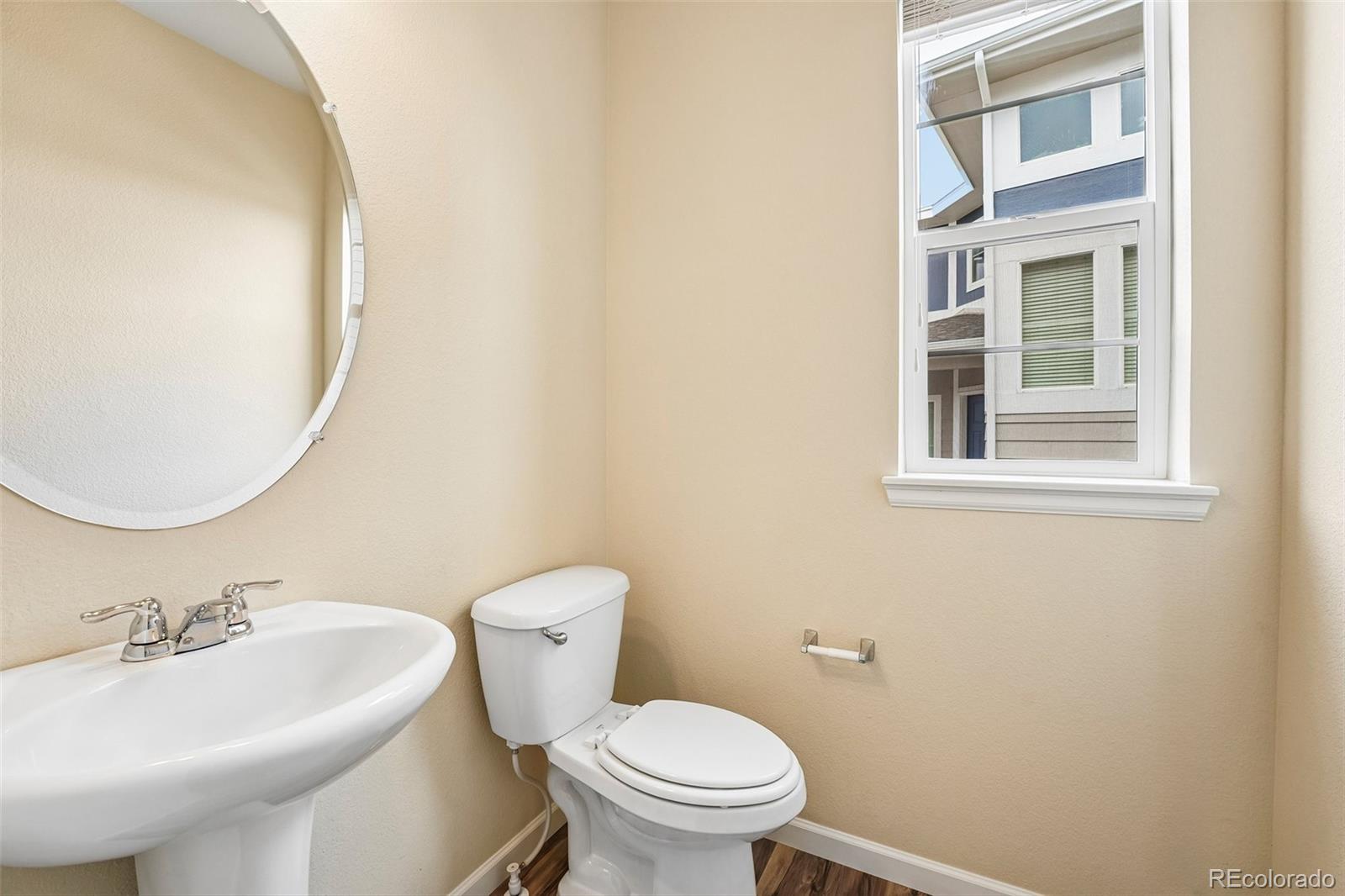 9516 Juniper Way Arvada CO 80007