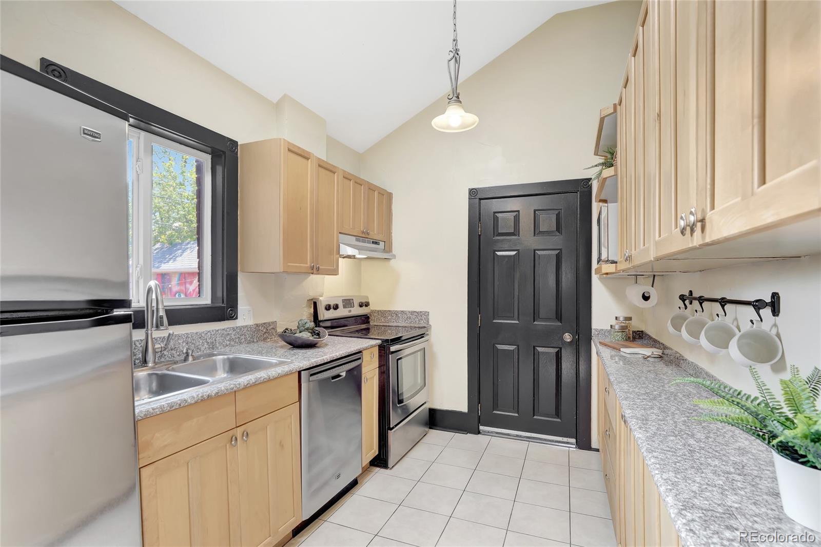 457 Fox Street Denver CO 80204