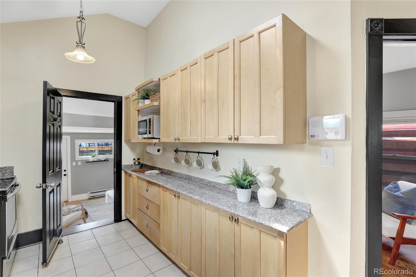 457 Fox Street Denver CO 80204