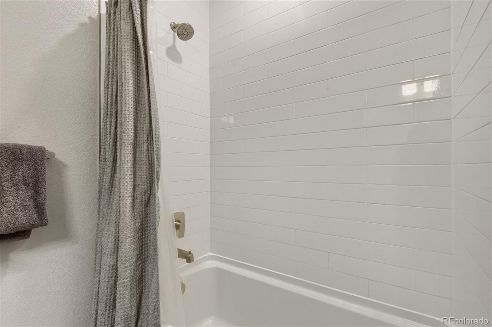 7002 Sagerock Road Castle Pines CO 80108