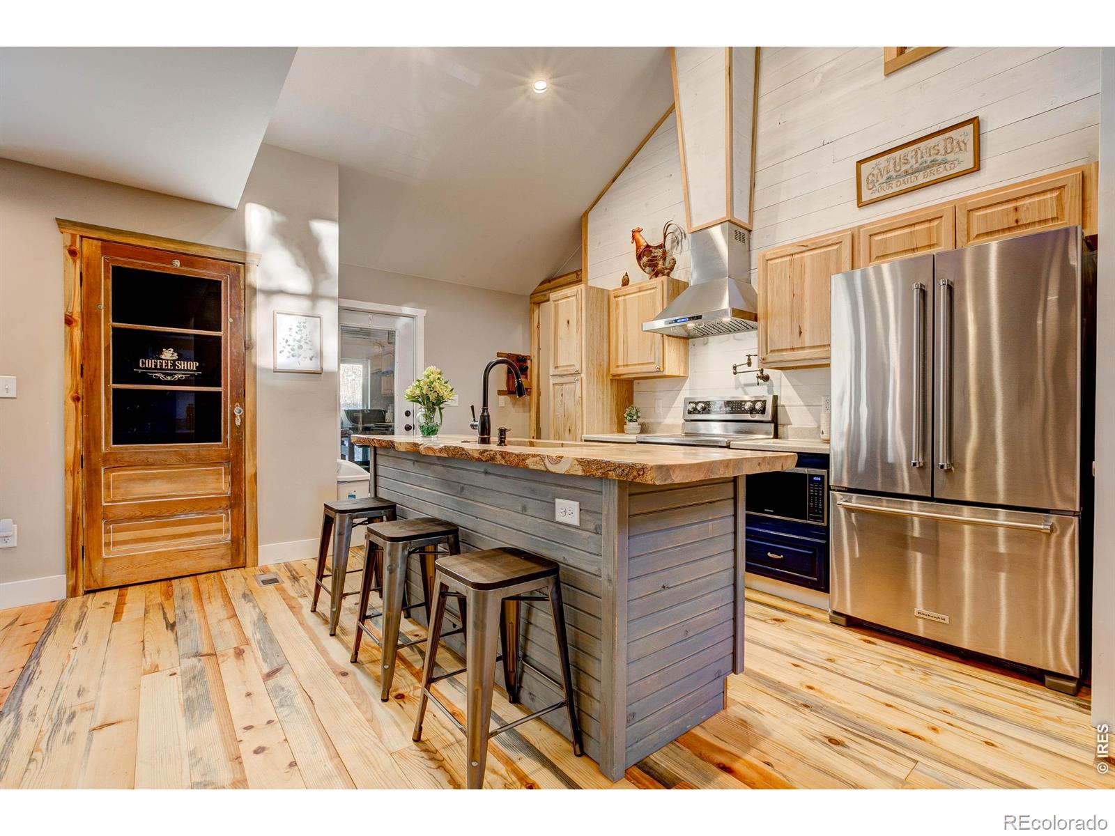 972 Aspen Drive Lyons CO 80540