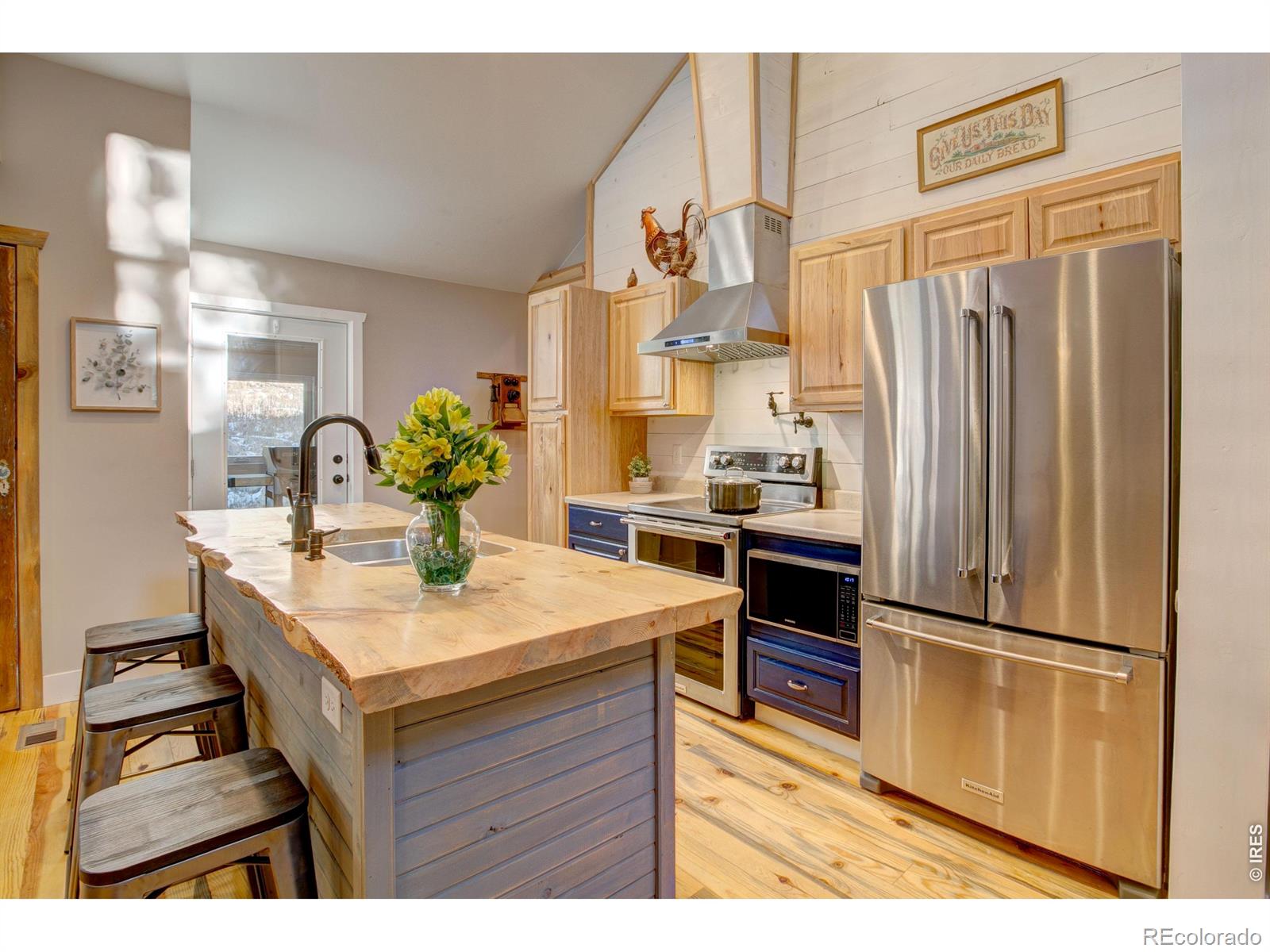 972 Aspen Drive Lyons CO 80540