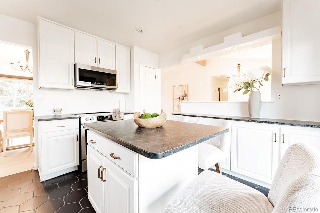 3048 Vivian Street Wheat Ridge CO 80215