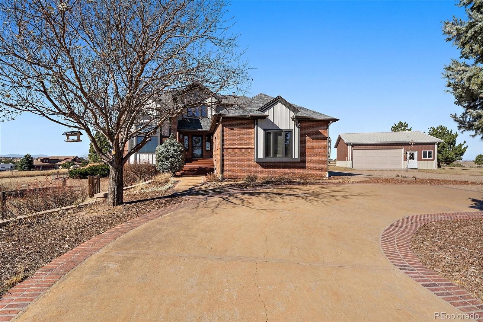 Parker CO, 42909 London Way