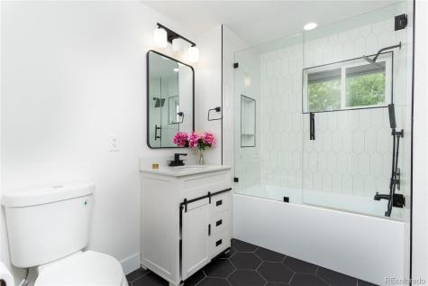 532 Galena Street Aurora CO 80010