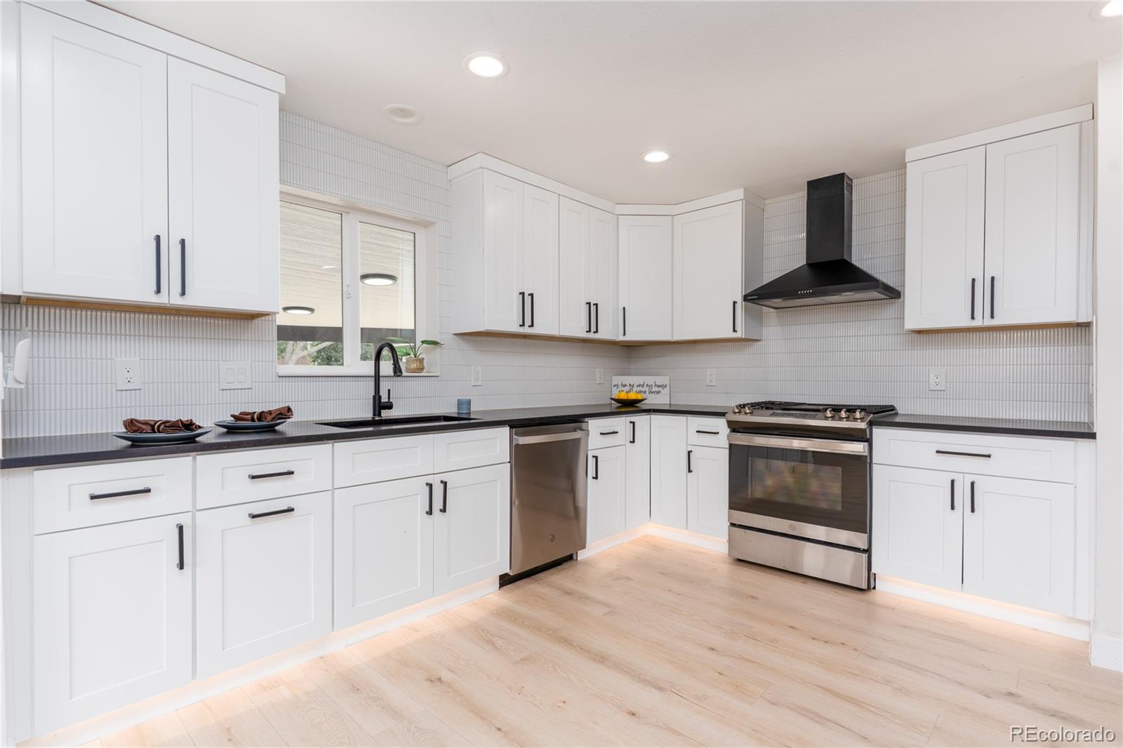 532 Galena Street Aurora CO 80010