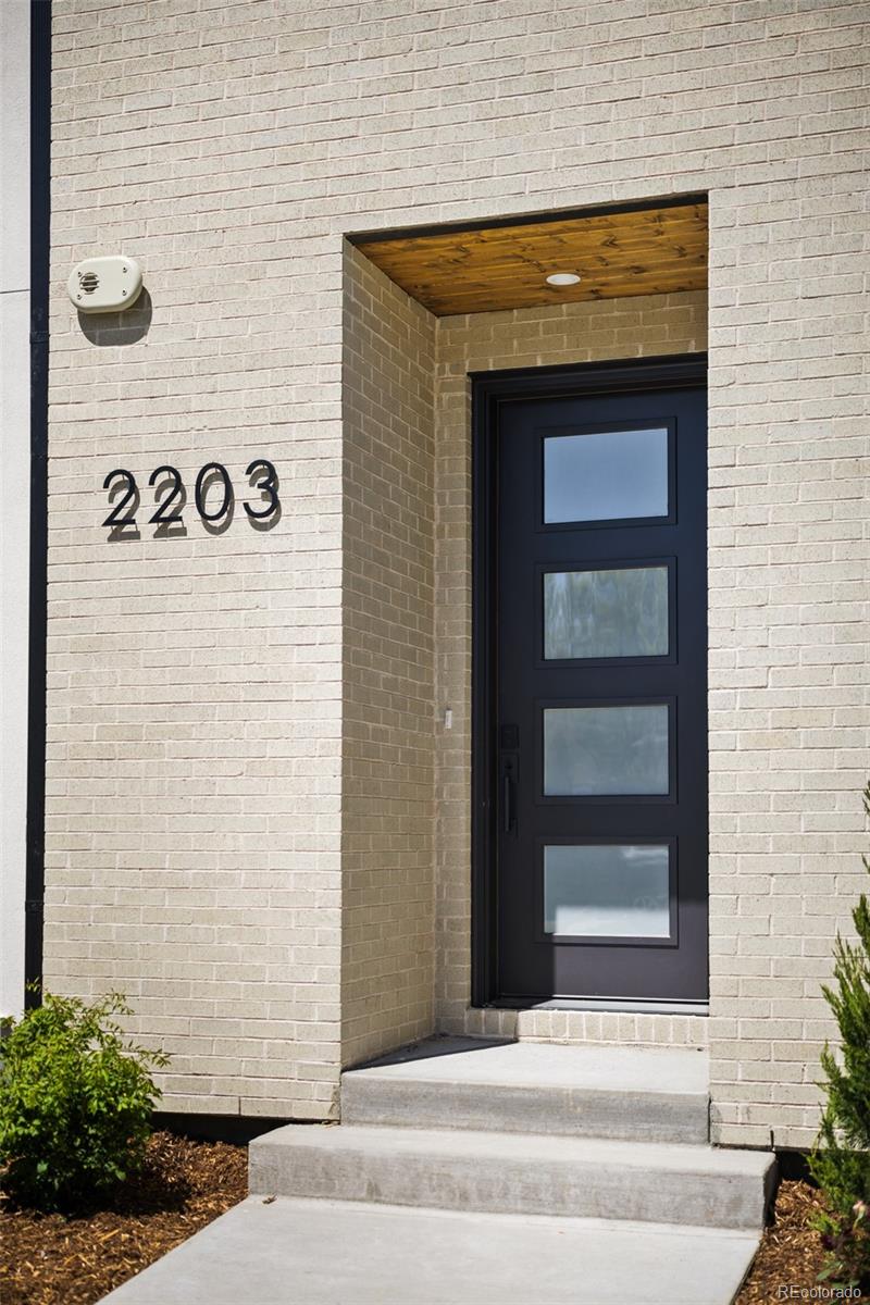 2203 W 37th Avenue Denver CO 80211