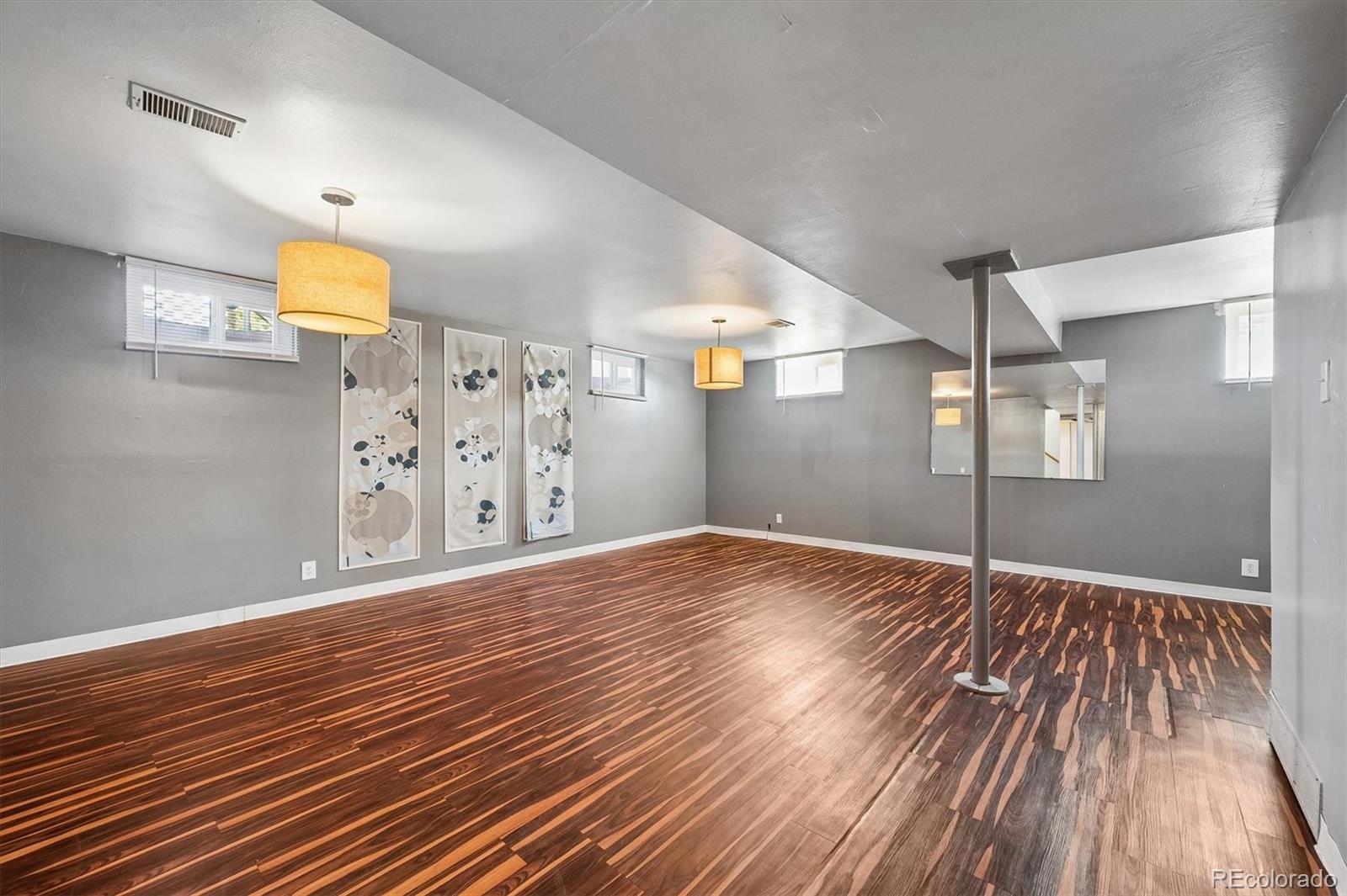 7250 Avrum Drive Denver CO 80221