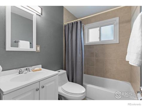 690 W 1st Avenue Broomfield CO 80020