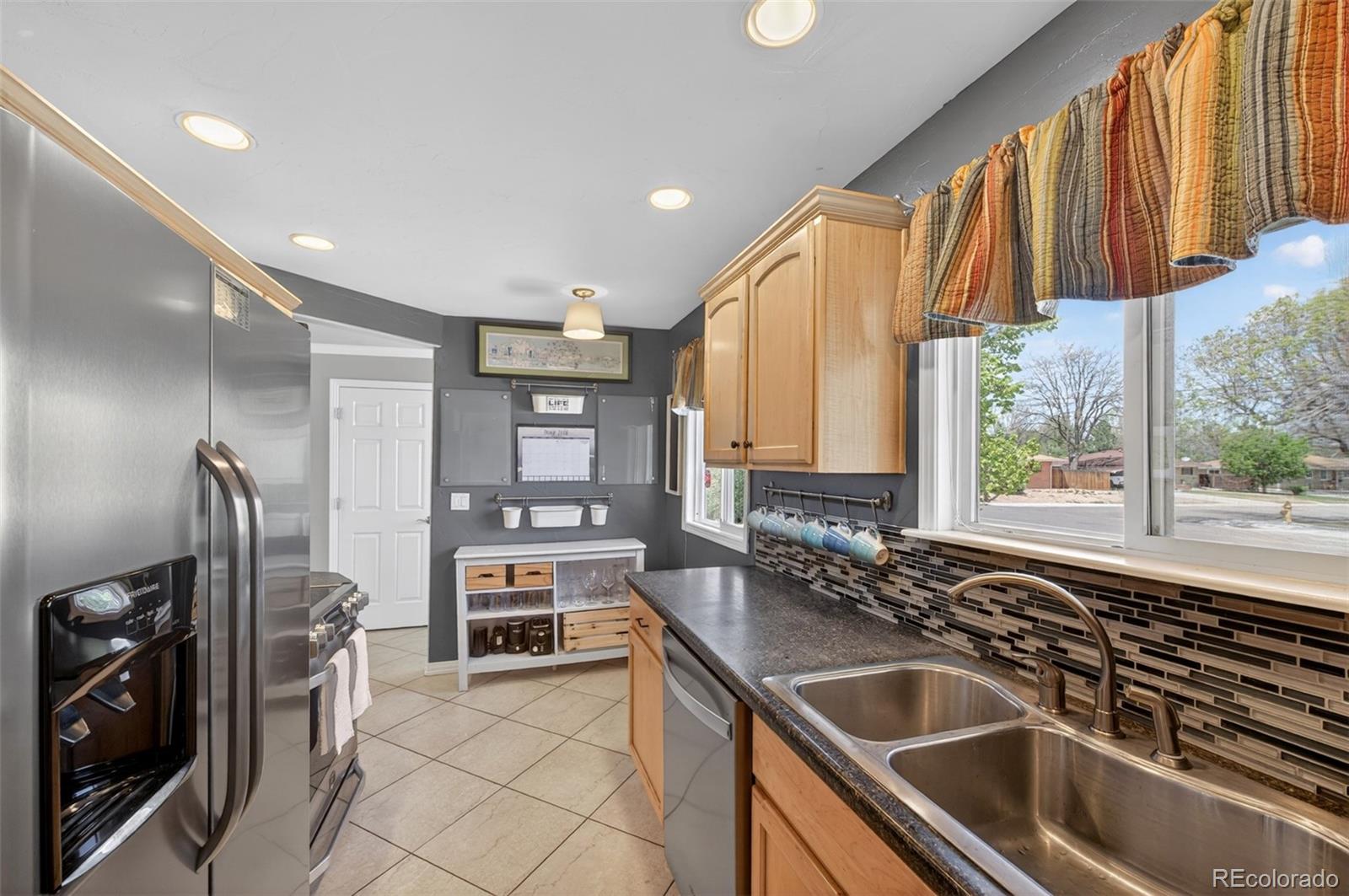 284 W Shepperd Avenue Littleton CO 80120