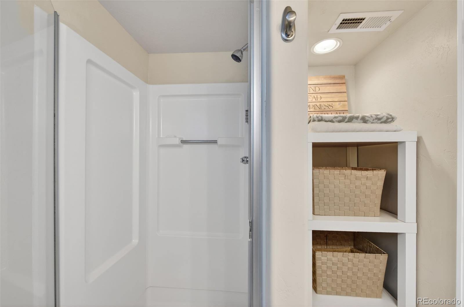 284 W Shepperd Avenue Littleton CO 80120