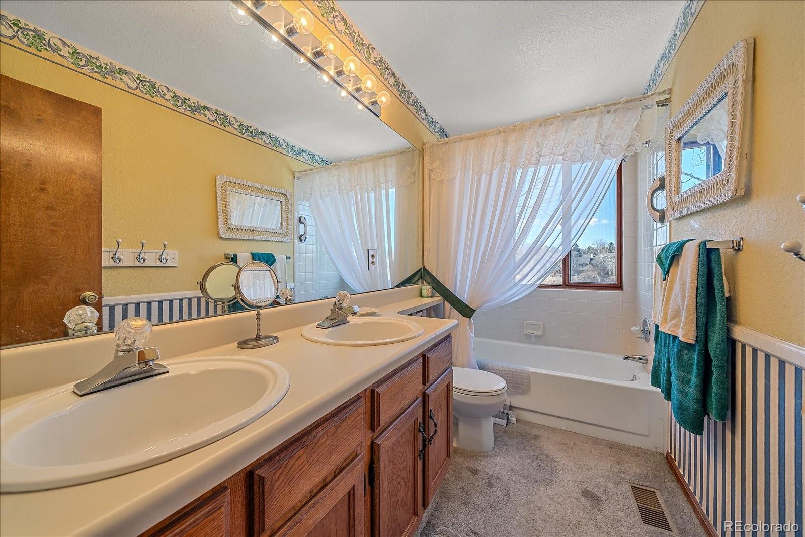 3571 S Uravan Street Aurora CO 80013