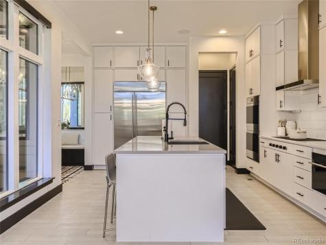 21418 E 61st Drive Aurora CO 80019