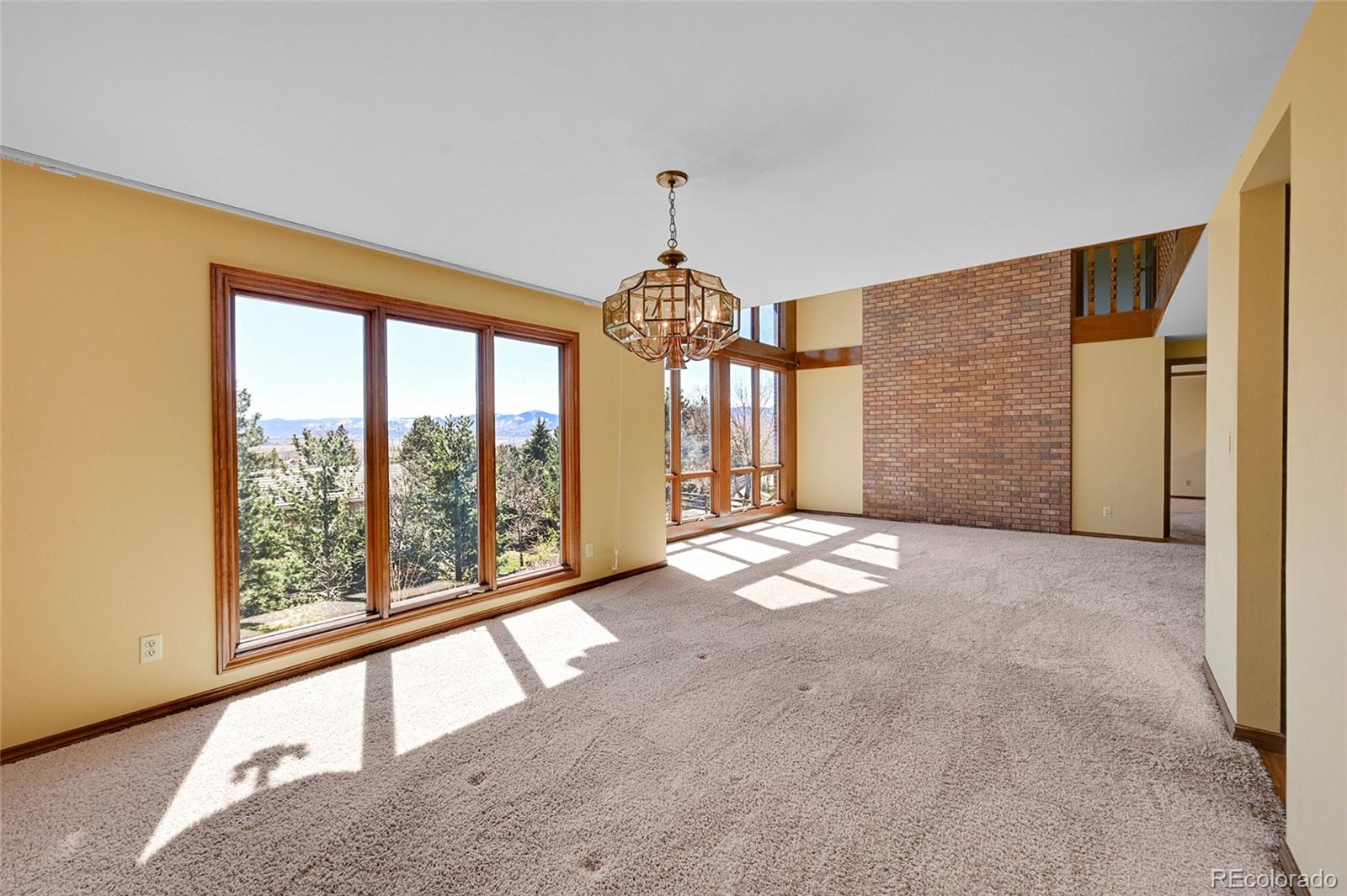 1923 S Queen Drive Lakewood CO 80227