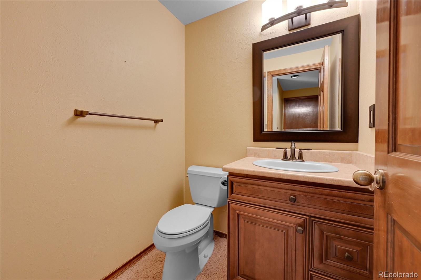 1923 S Queen Drive Lakewood CO 80227