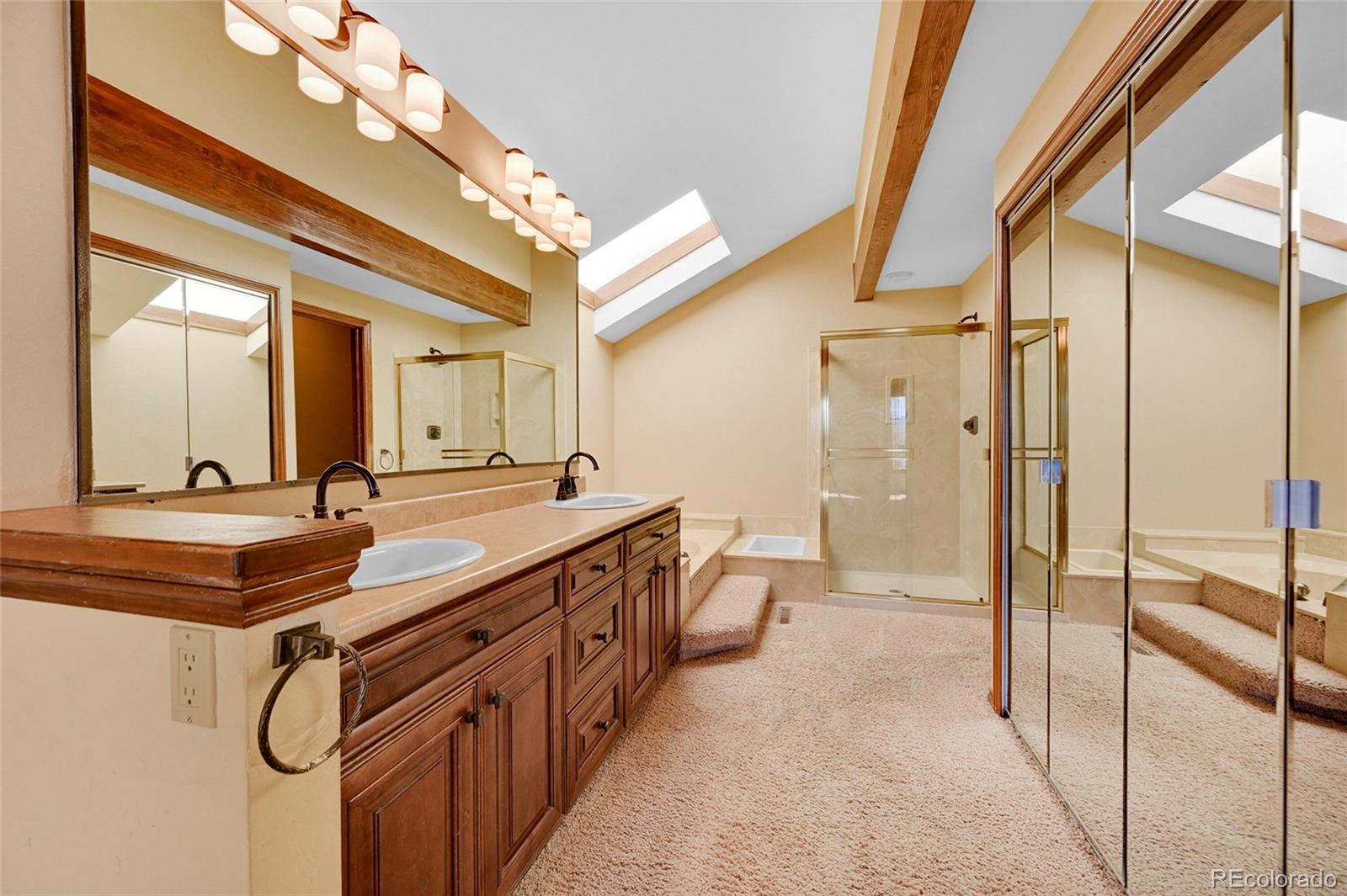 1923 S Queen Drive Lakewood CO 80227