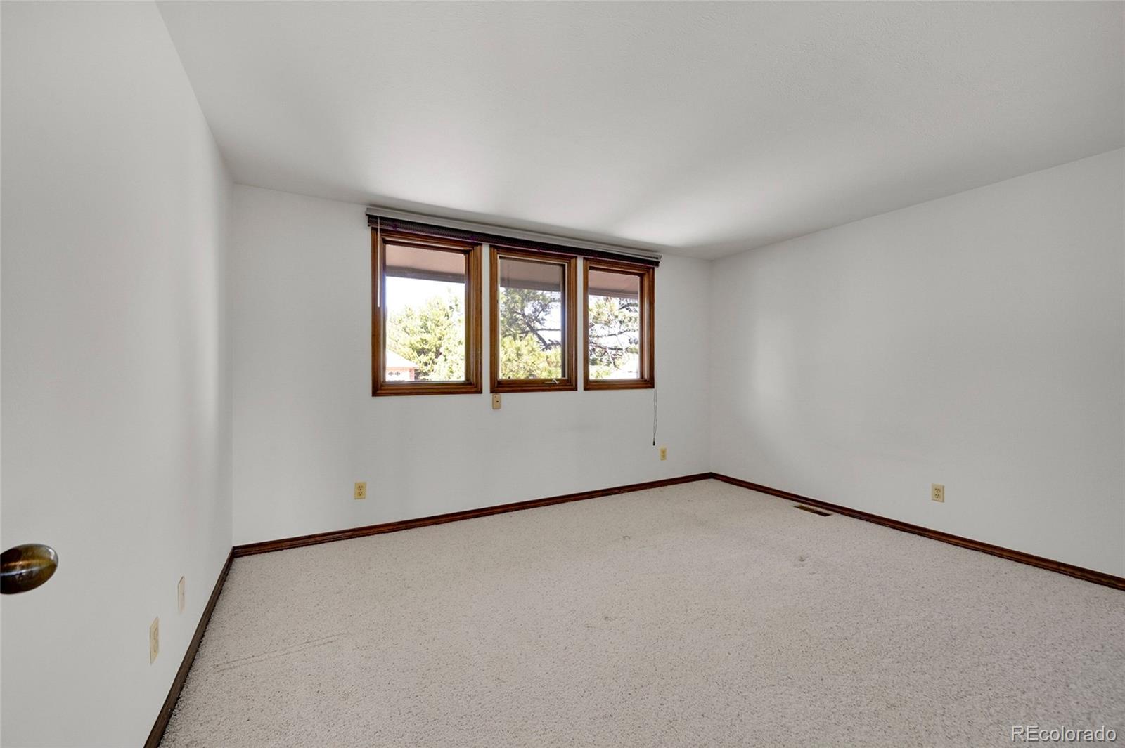 1923 S Queen Drive Lakewood CO 80227