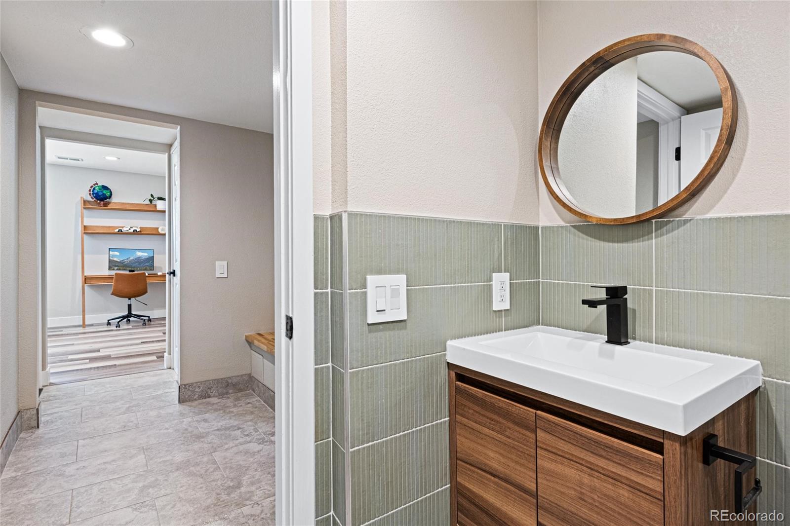 9012 W Center Avenue Lakewood CO 80226